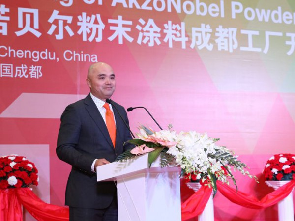 阿克蘇諾貝爾中國區(qū)總裁林良琦先生發(fā)表致辭